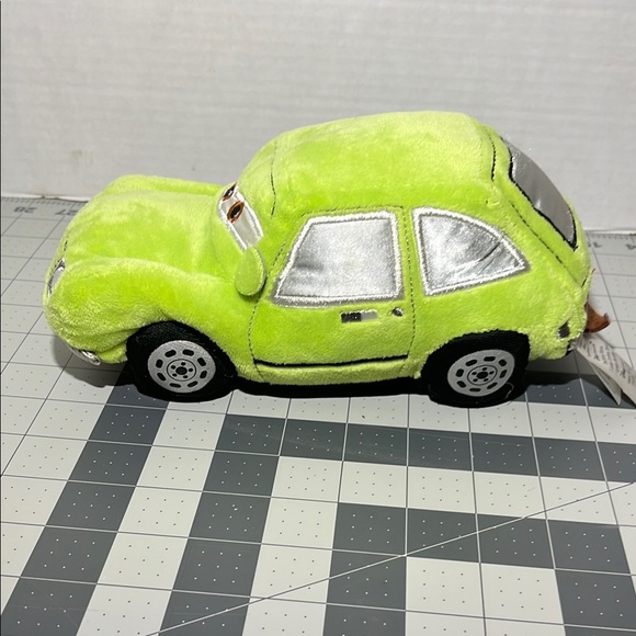 Disney cars 2 Acer the pacer 9” Stuffed Plush - Picture 4 of 6